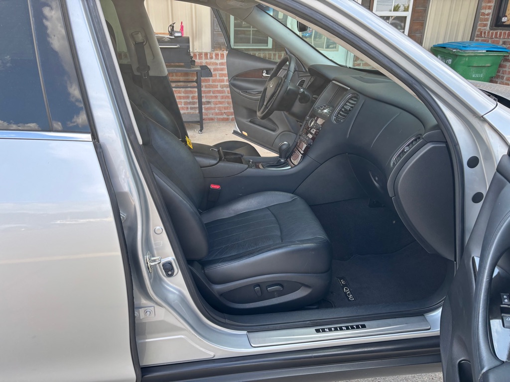 Photo 12 of this INFINITI QX50