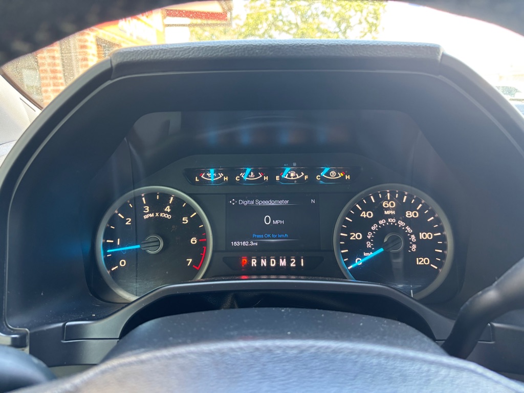 Photo 12 of this FORD F150