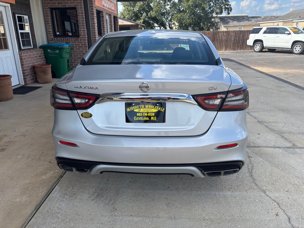 Photo 4 of this NISSAN MAXIMA