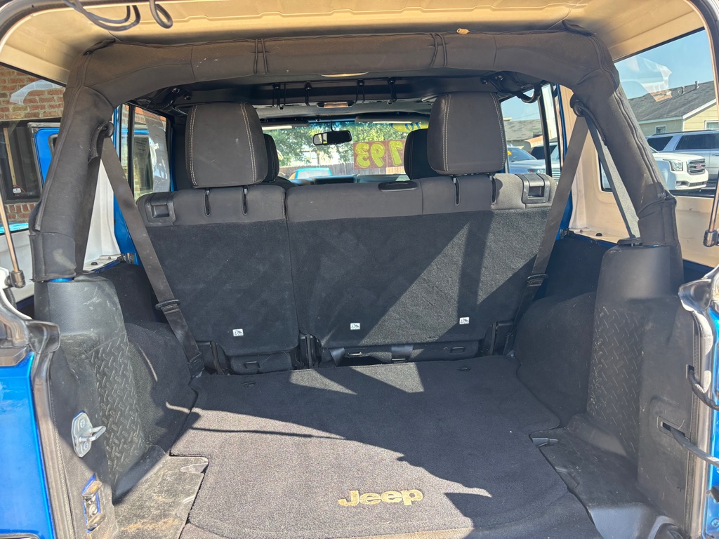 Photo 10 of this JEEP WRANGLER UNLIMI