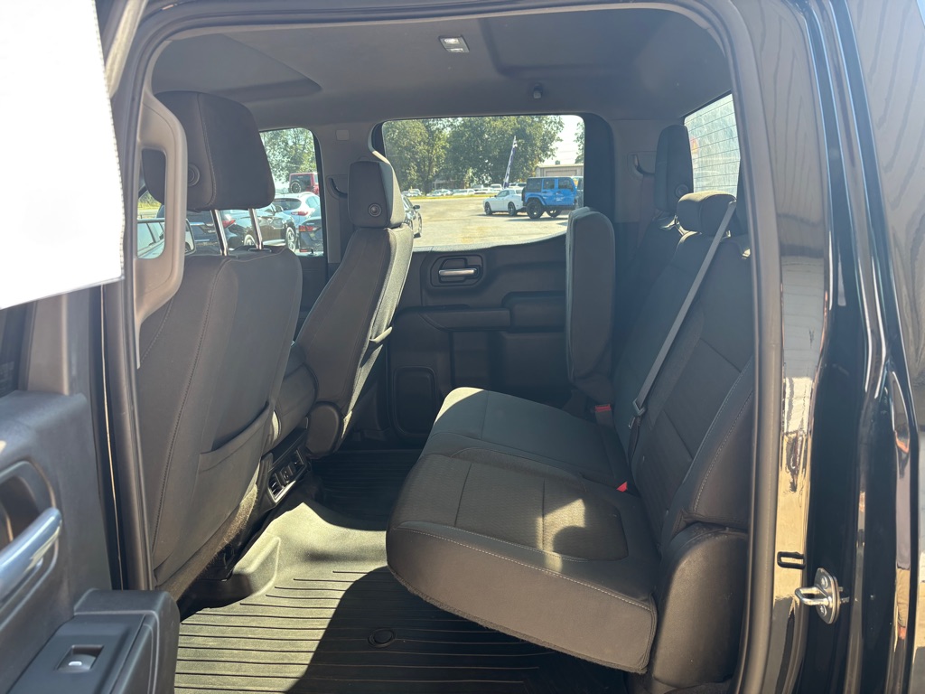 Photo 9 of this CHEVROLET SILVERADO 1500