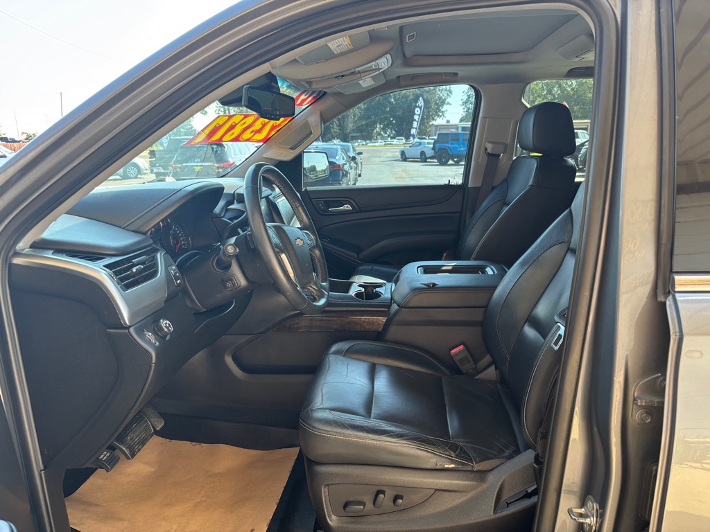 Photo 8 of this CHEVROLET TAHOE