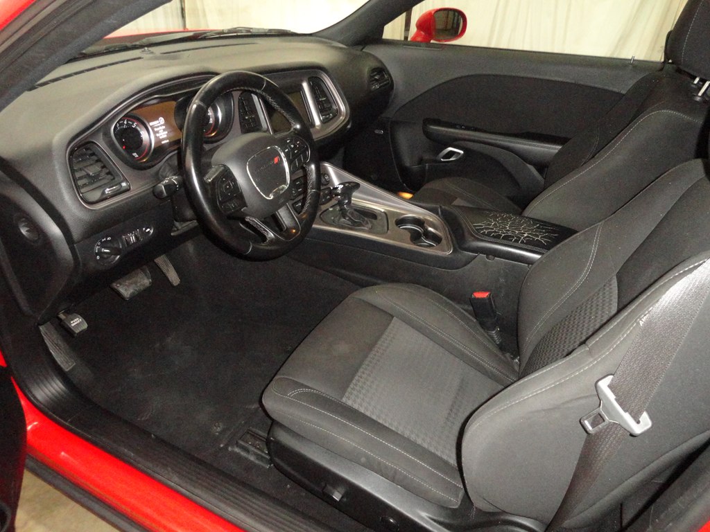 Photo 9 of this DODGE CHALLENGER