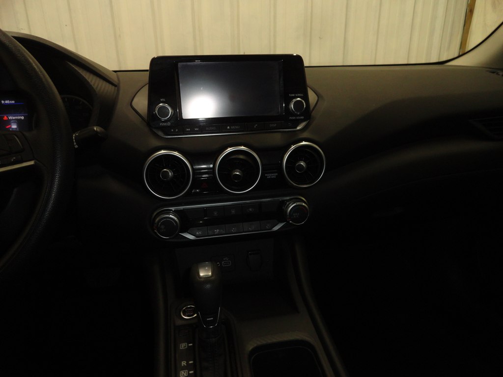 Photo 31 of this NISSAN SENTRA