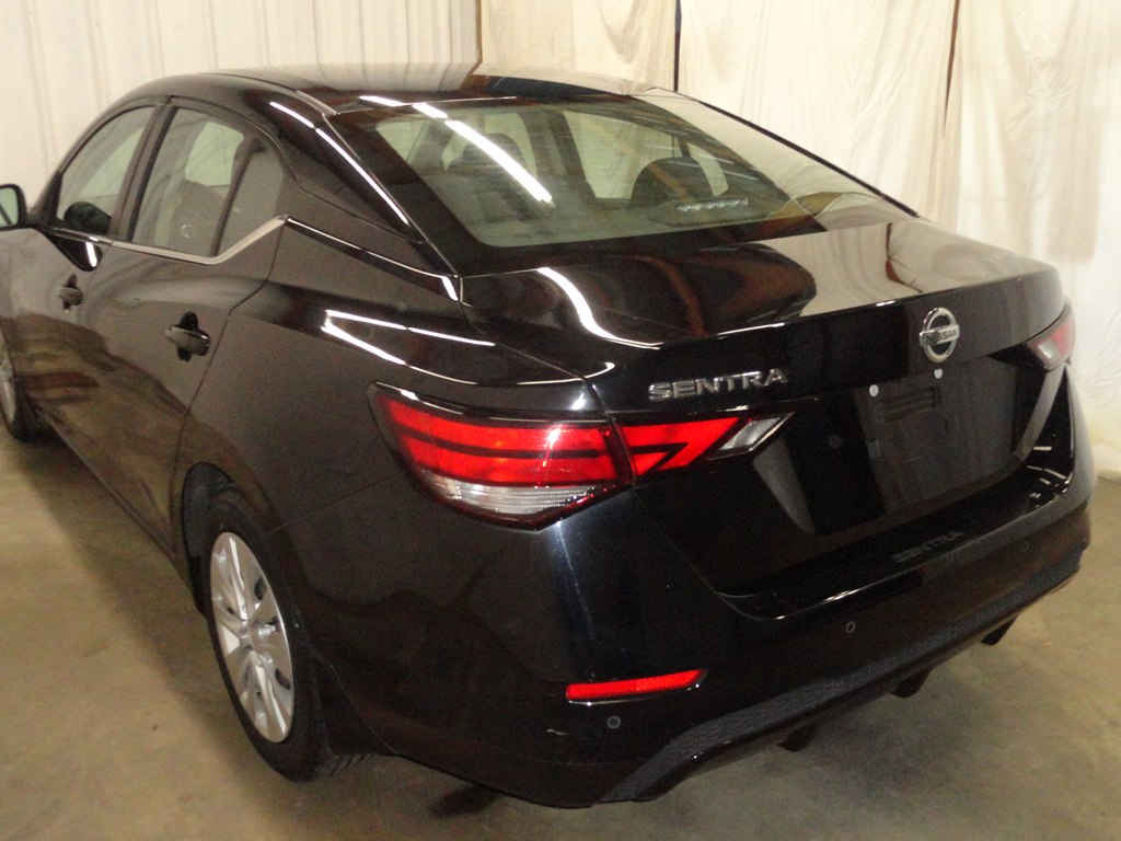 Photo 15 of this NISSAN SENTRA