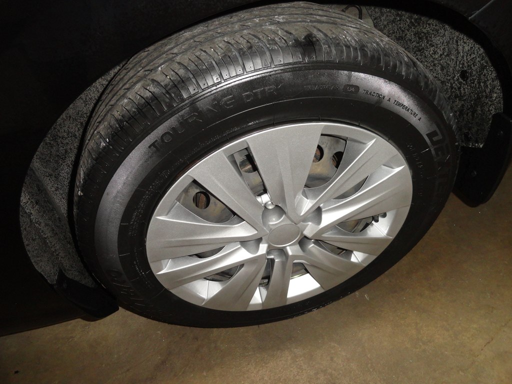 Photo 28 of this NISSAN SENTRA