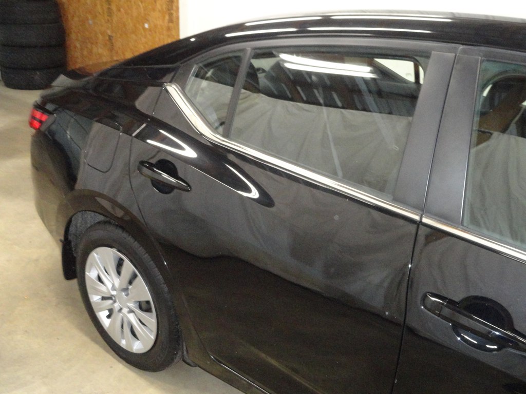 Photo 14 of this NISSAN SENTRA