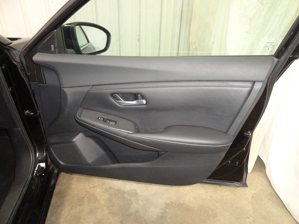 Photo 23 of this NISSAN SENTRA