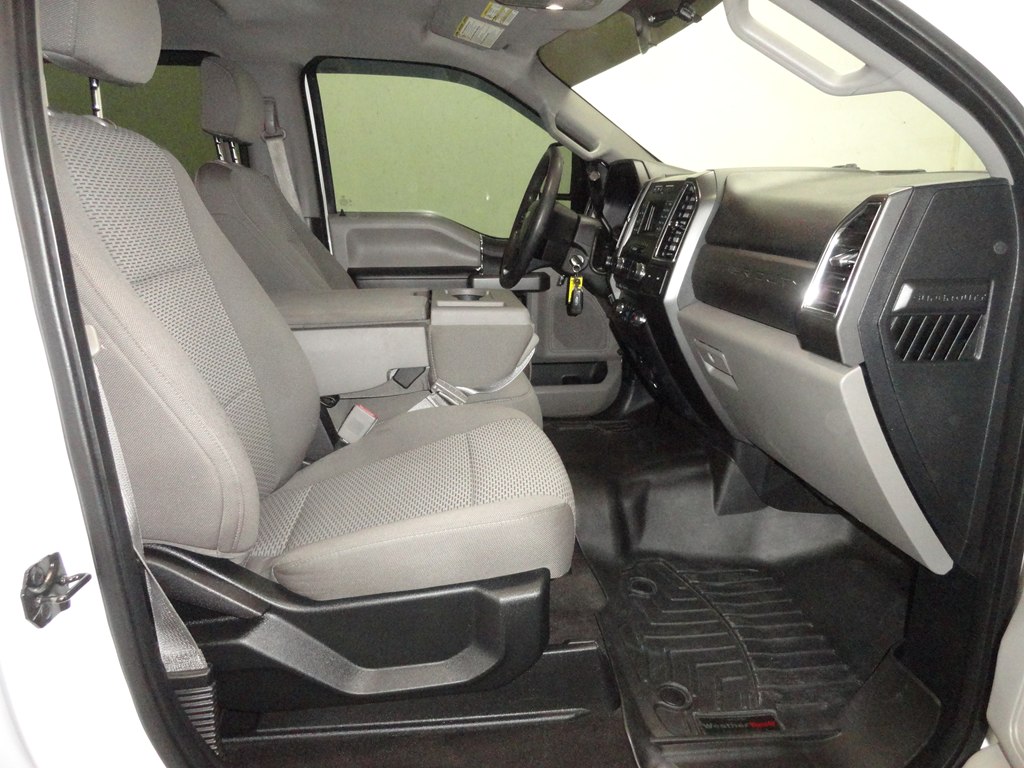 Photo 7 of this FORD F250