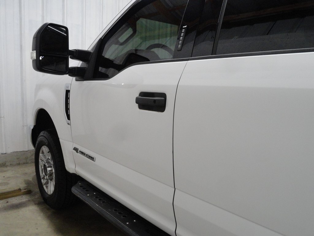 Photo 12 of this FORD F250