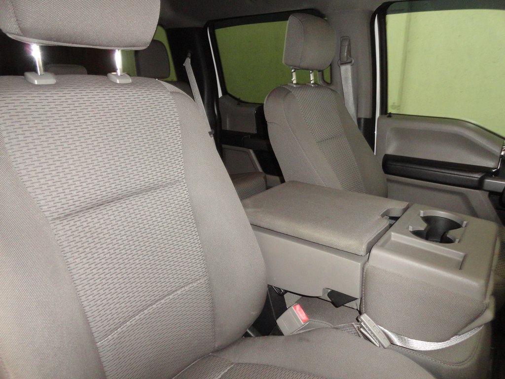 Photo 19 of this FORD F250