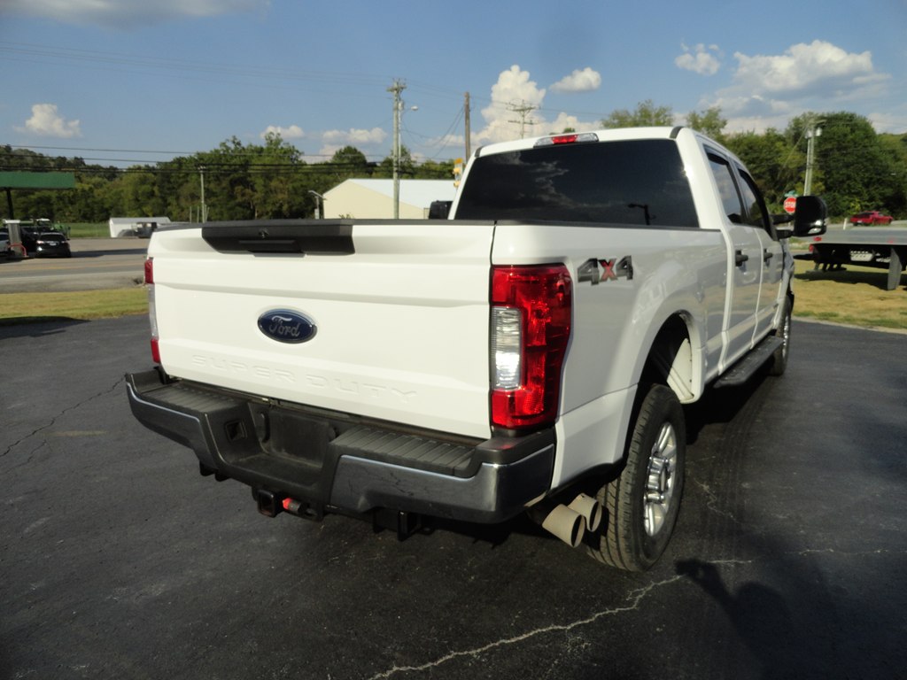 Photo 6 of this FORD F250