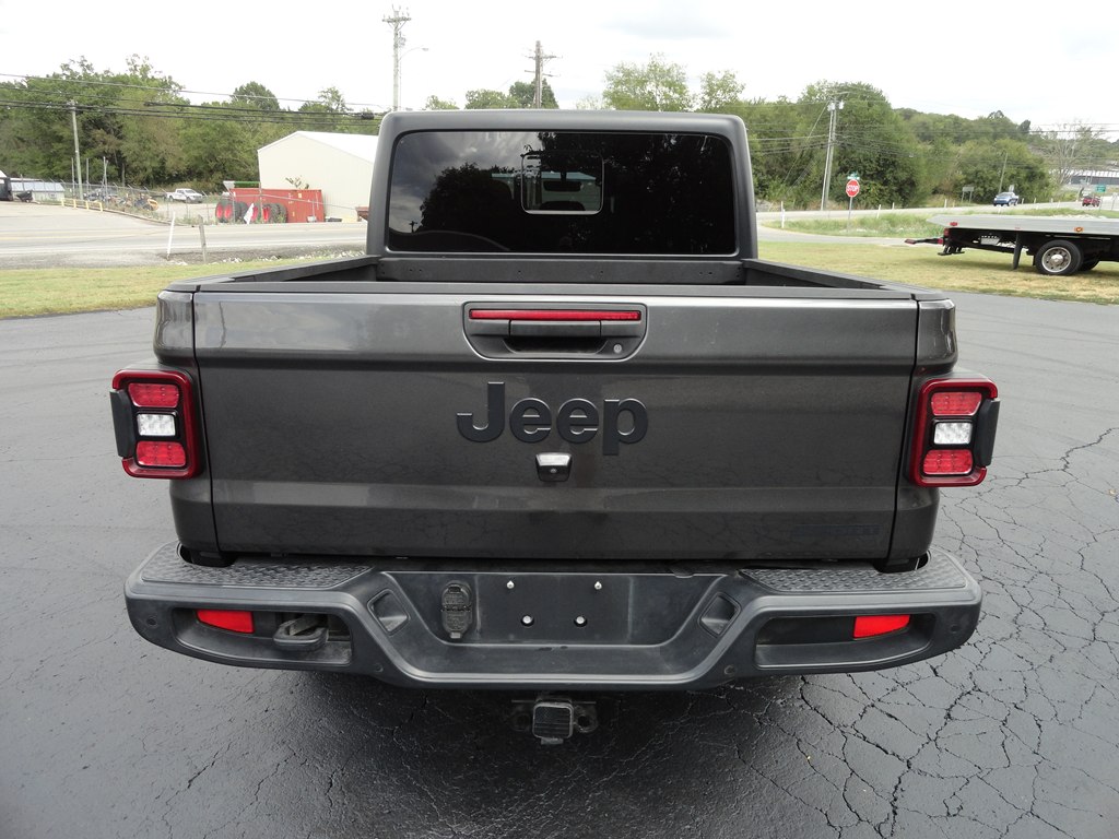 Photo 7 of this JEEP GLADIATOR