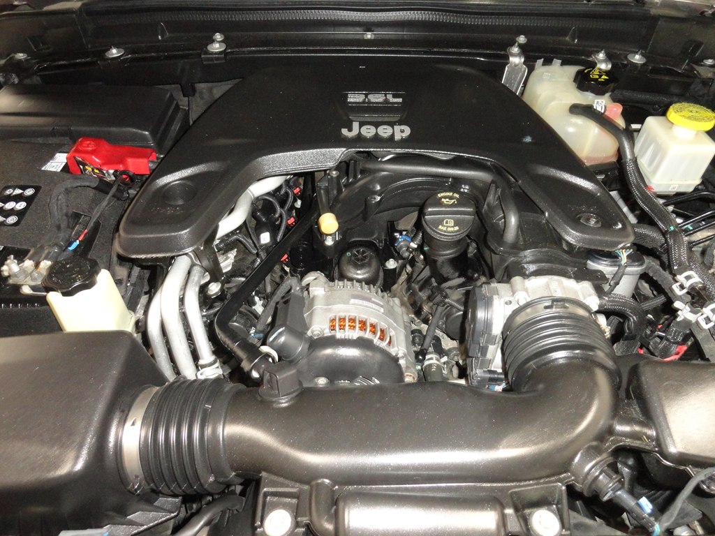 Photo 39 of this JEEP GLADIATOR