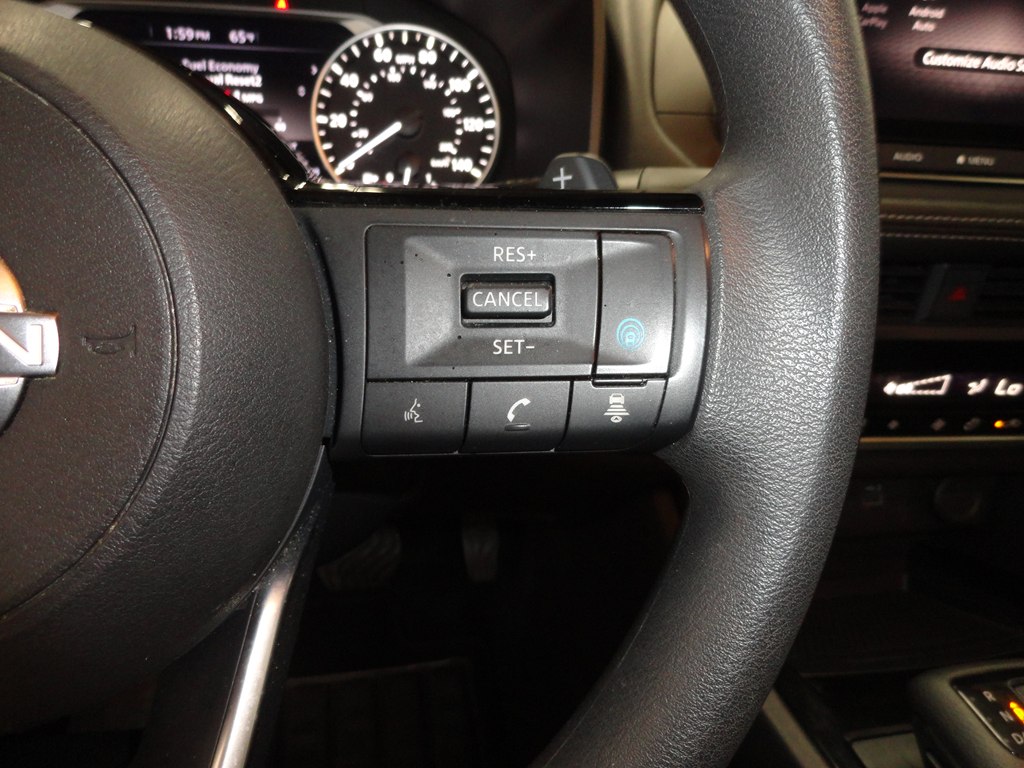 Photo 19 of this NISSAN ROGUE