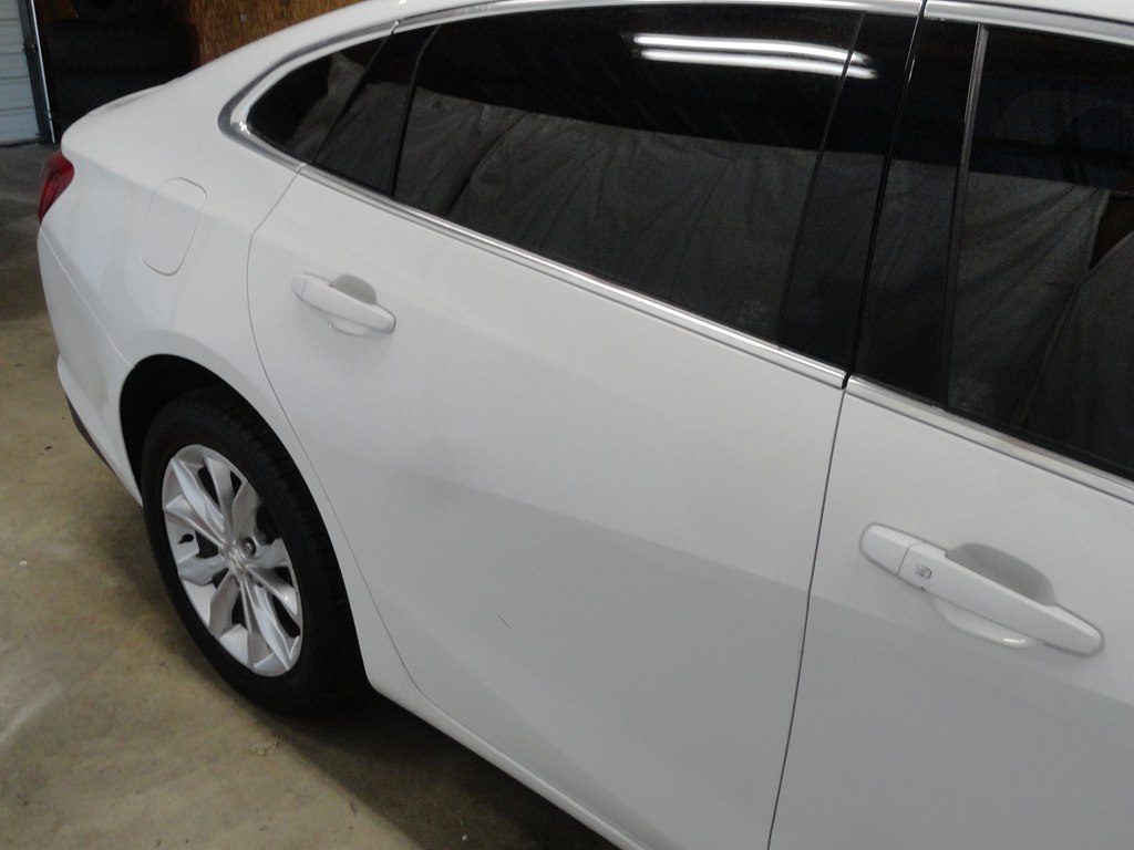 Photo 14 of this CHEVROLET MALIBU