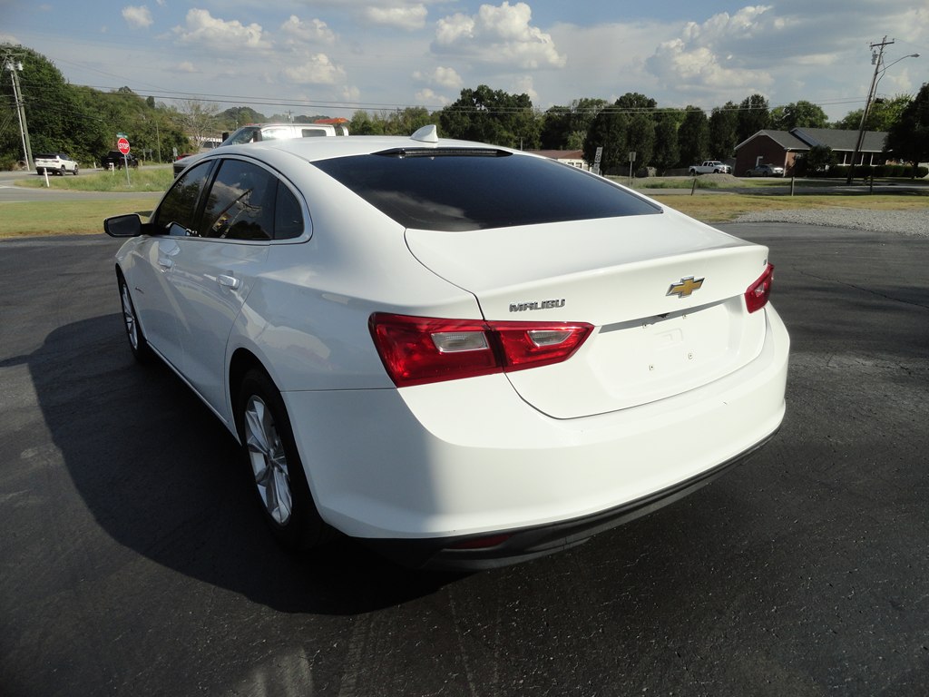 Photo 8 of this CHEVROLET MALIBU