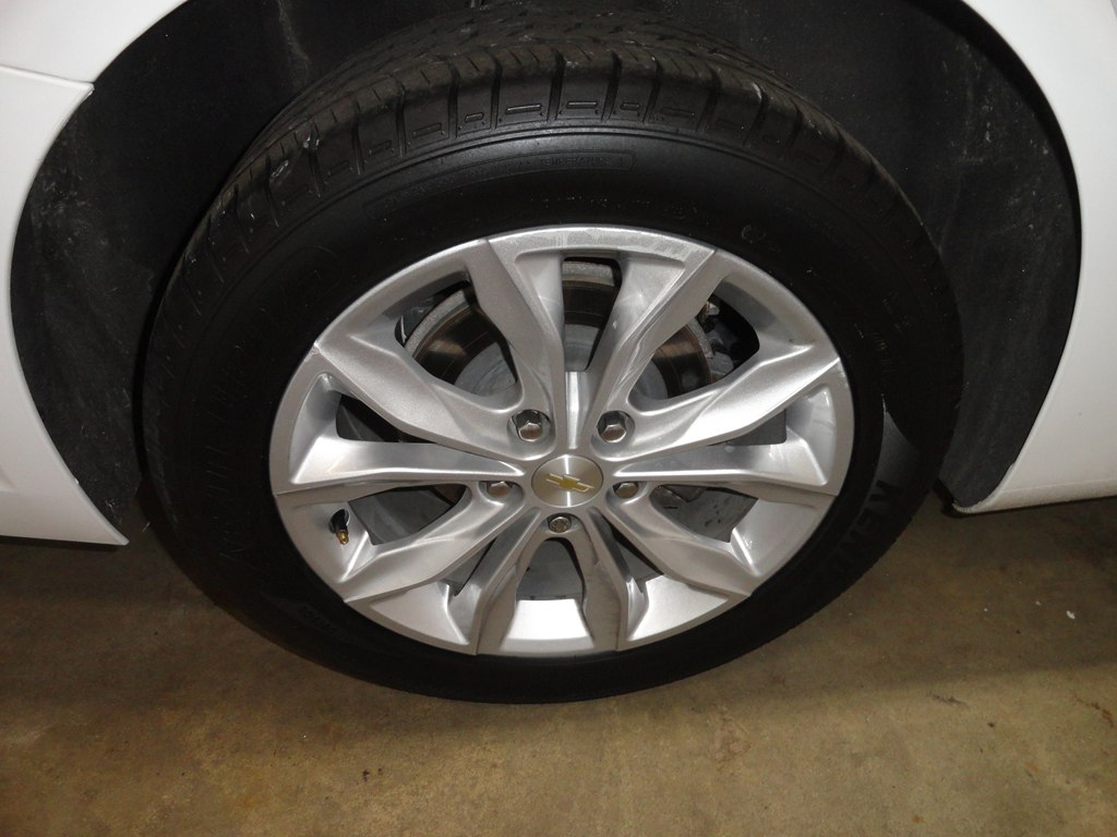 Photo 23 of this CHEVROLET MALIBU