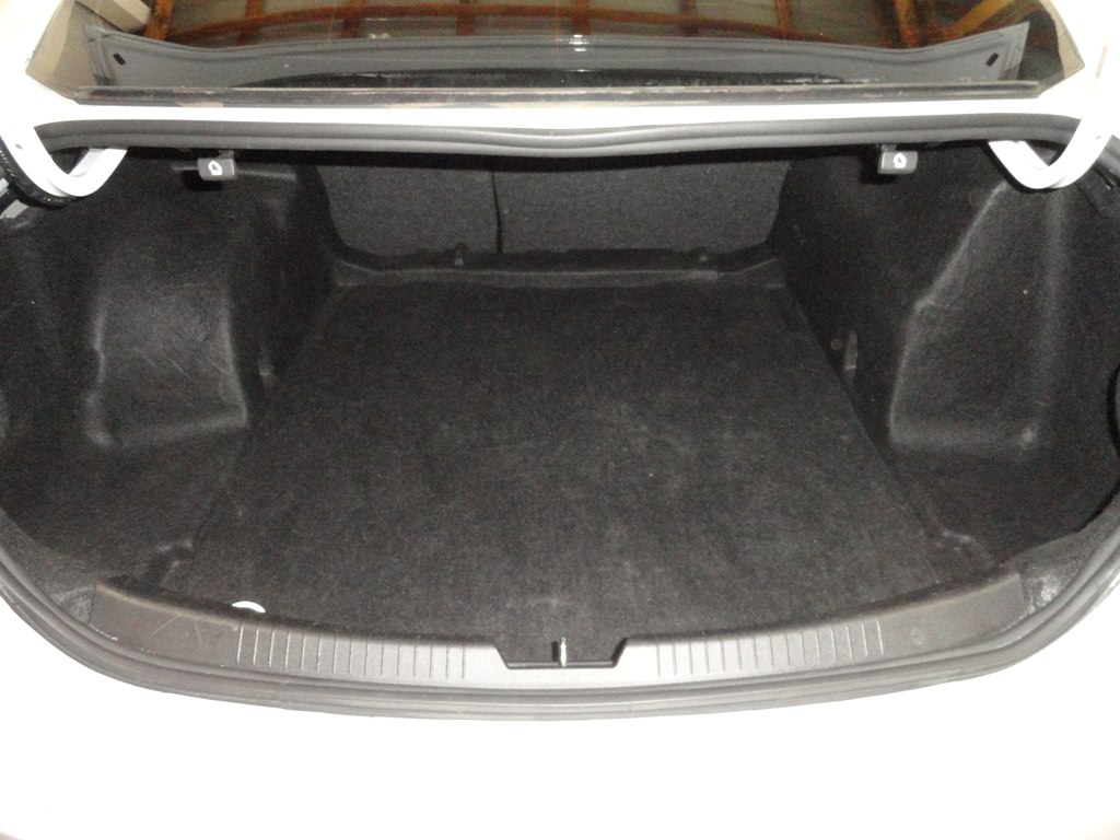 Photo 34 of this CHEVROLET MALIBU