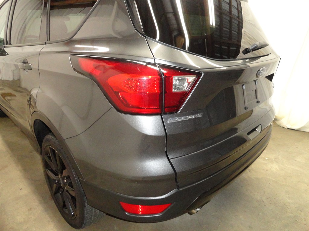 Photo 47 of this FORD ESCAPE