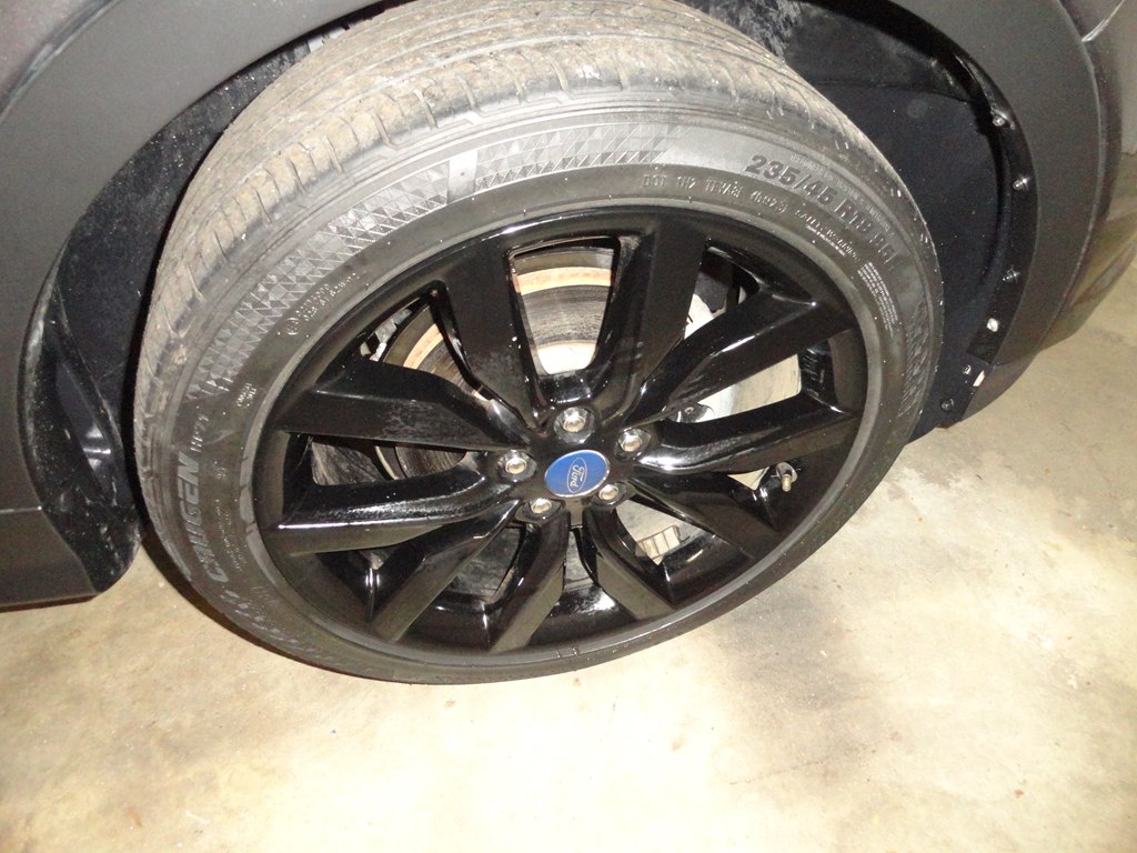 Photo 27 of this FORD ESCAPE