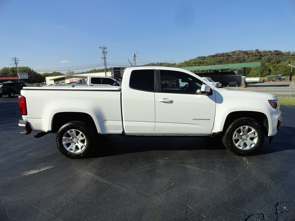 Photo 5 of this CHEVROLET COLORADO