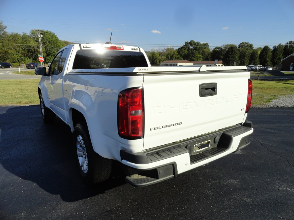Photo 8 of this CHEVROLET COLORADO