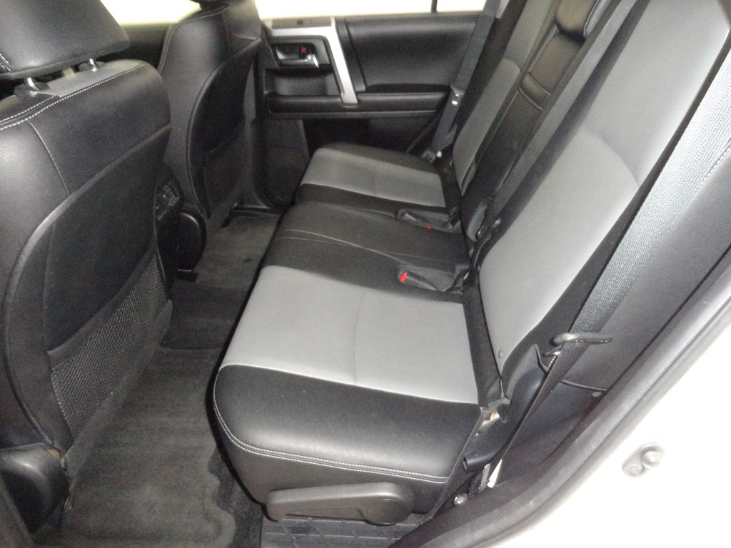 Photo 10 of this TOYOTA 4RUNNER