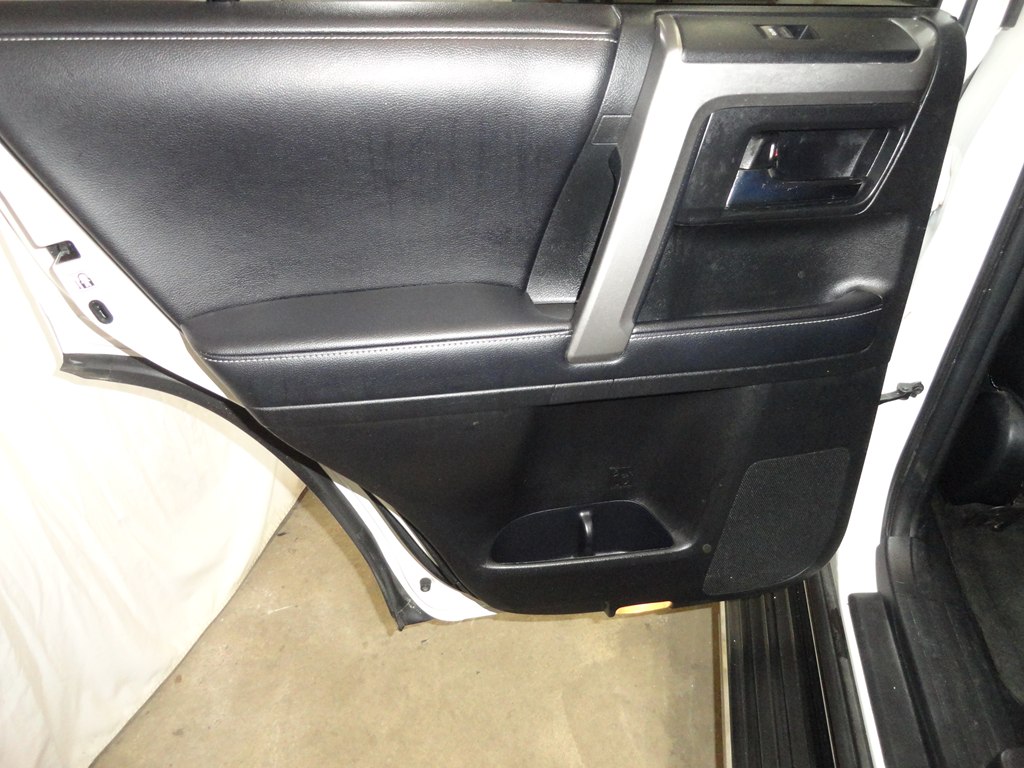 Photo 21 of this TOYOTA 4RUNNER