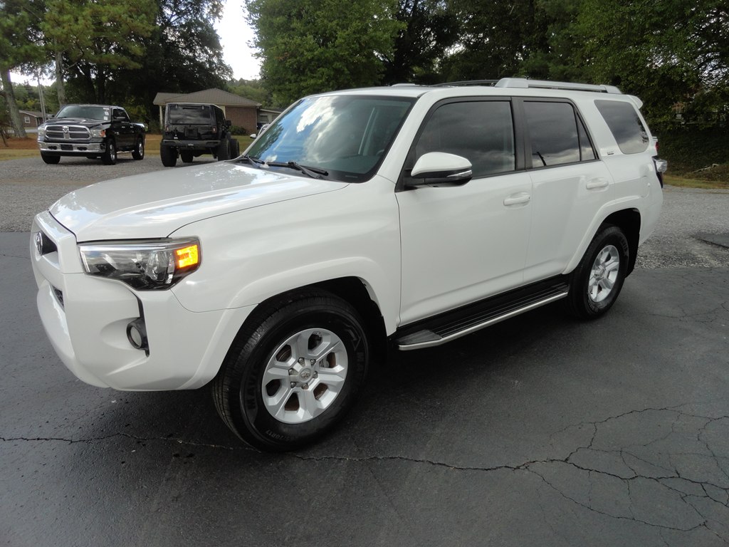 Photo 2 of this TOYOTA 4RUNNER