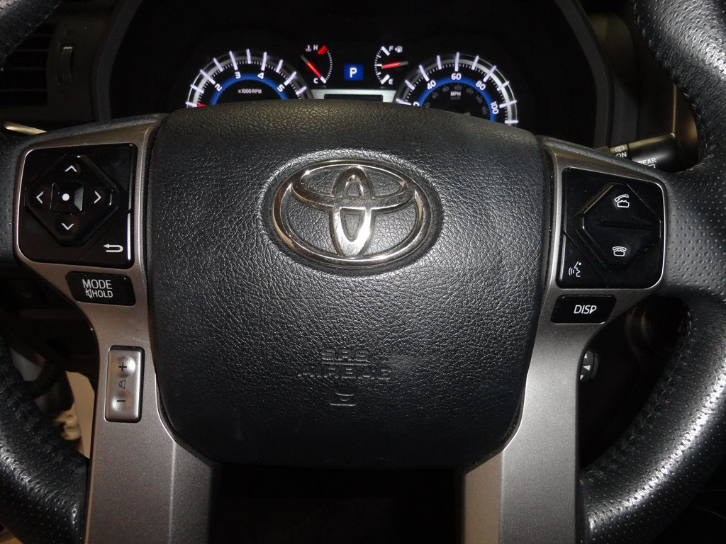 Photo 18 of this TOYOTA 4RUNNER
