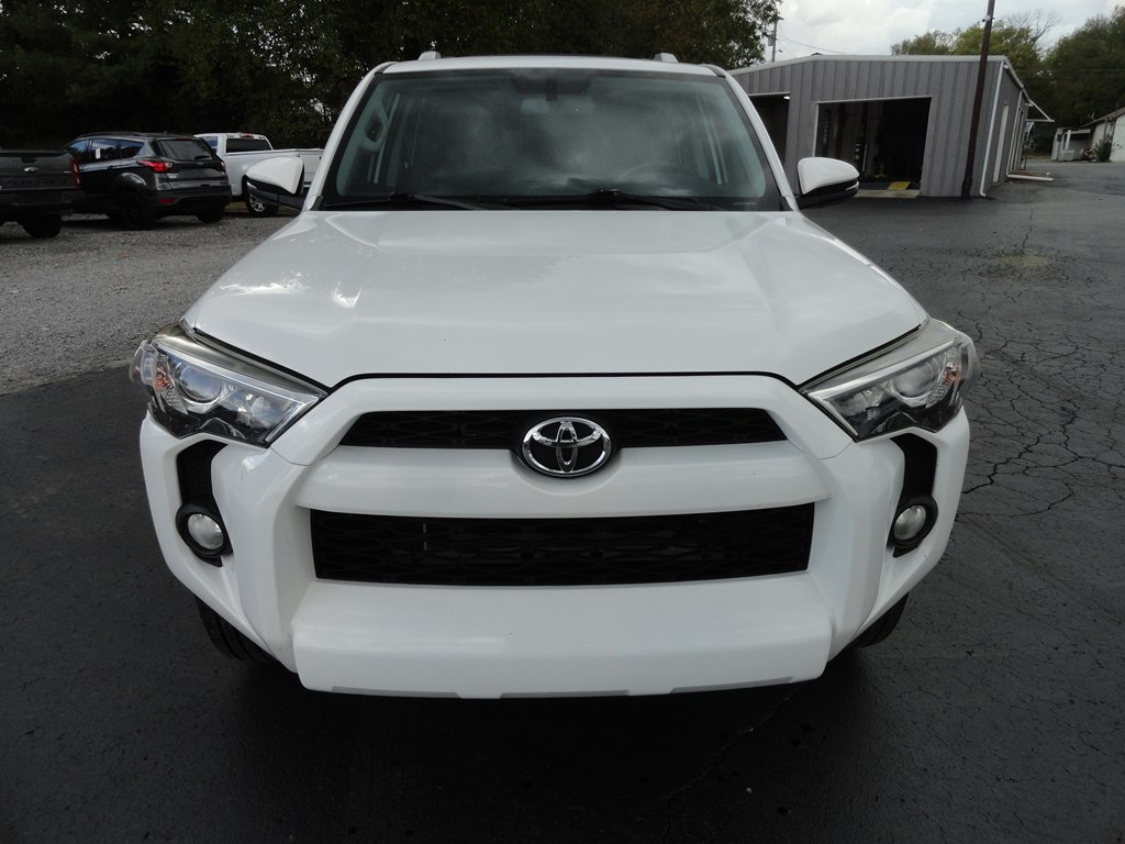 Photo 8 of this TOYOTA 4RUNNER