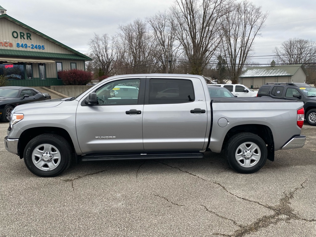 2018 Toyota Tundra SR5's photo