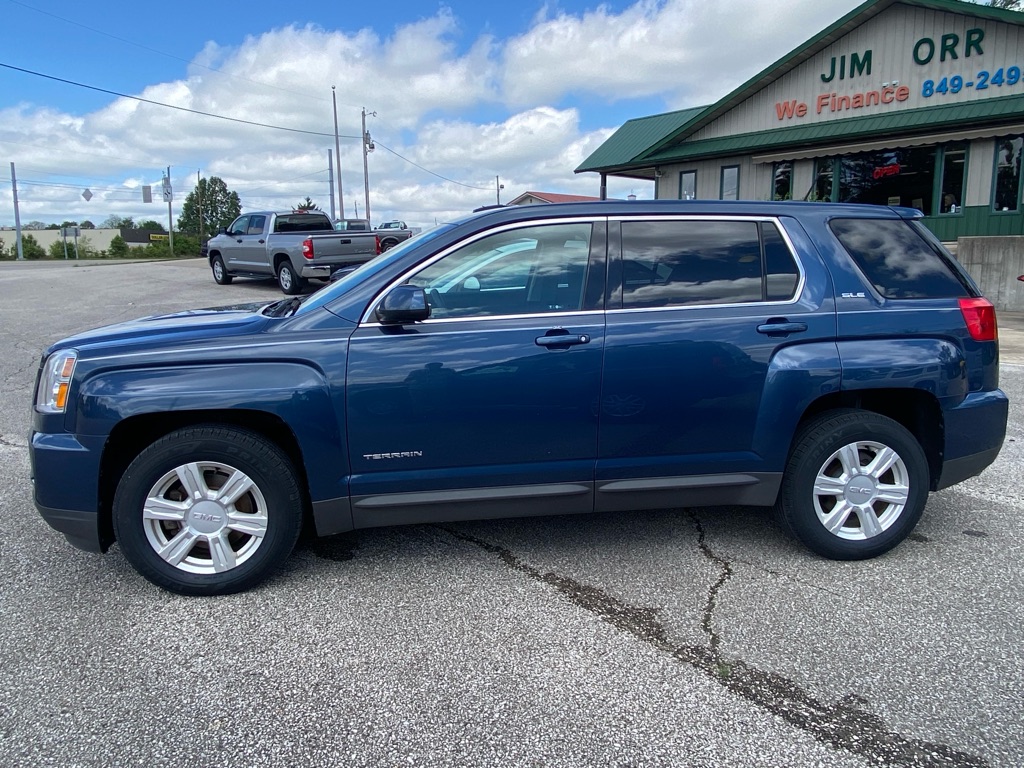 Additional photo of vehicle.