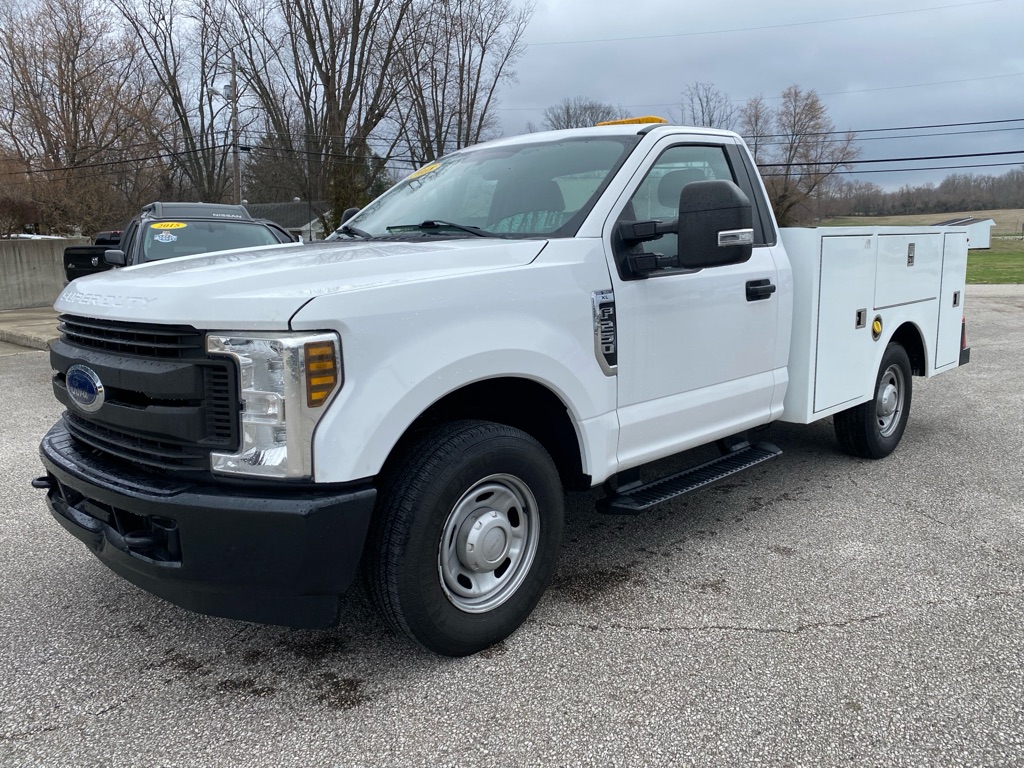 Additional photo of vehicle.
