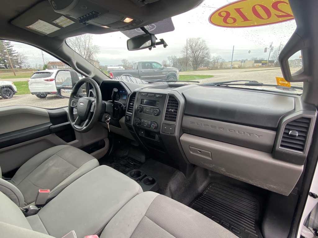 Additional photo of vehicle.