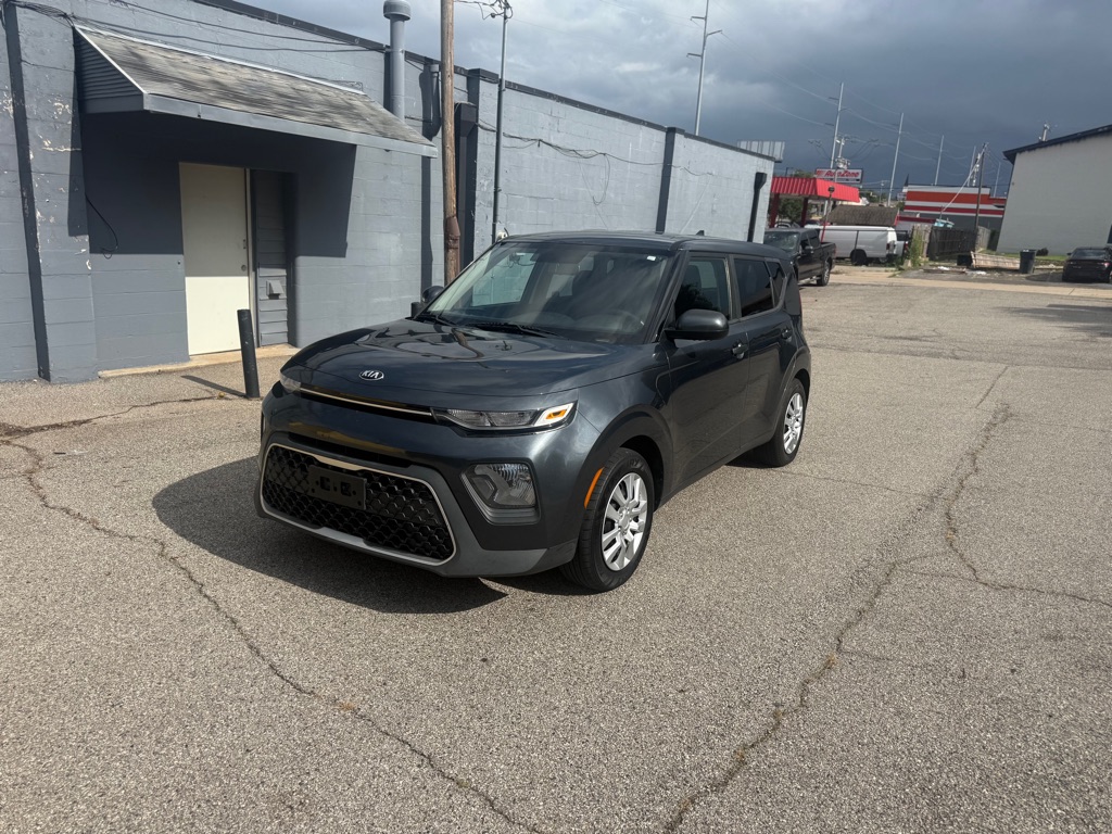 Gray 2020 Kia Soul SUV / Crossover Front-Wheel Drive 6-Speed Manual