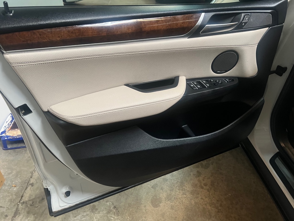 Photo 28 of this BMW X3