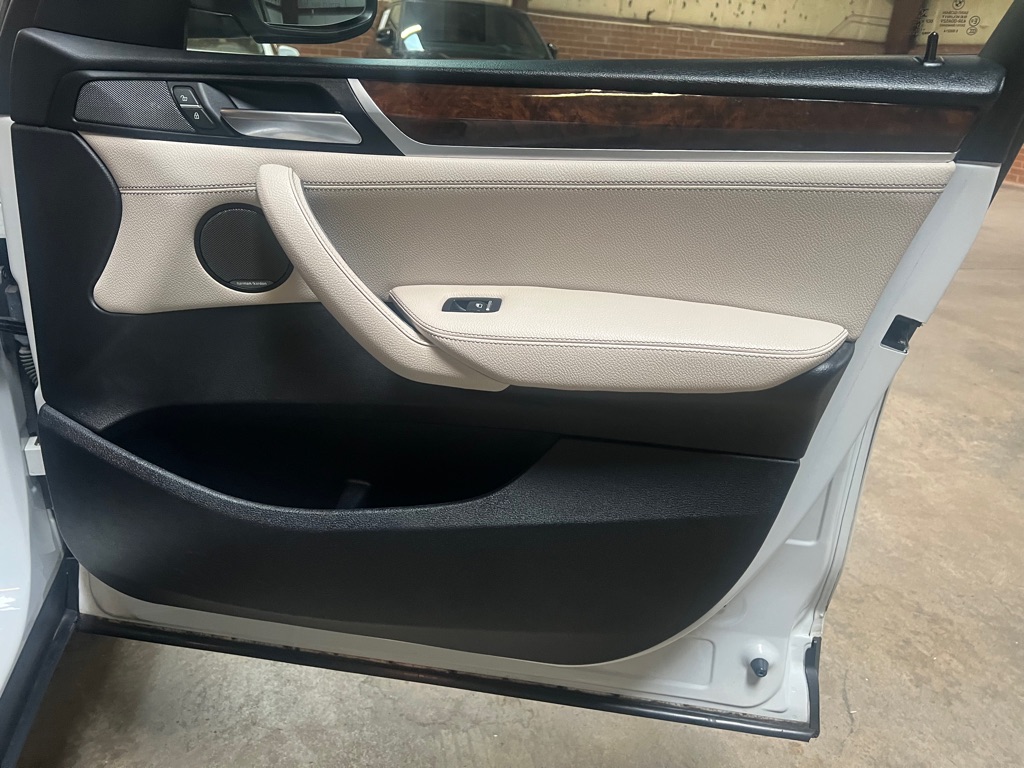 Photo 26 of this BMW X3