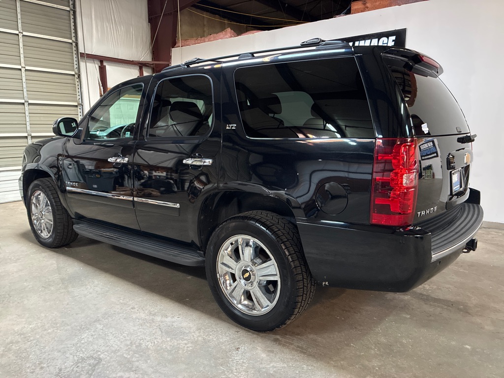 Photo 8 of this CHEVROLET TAHOE