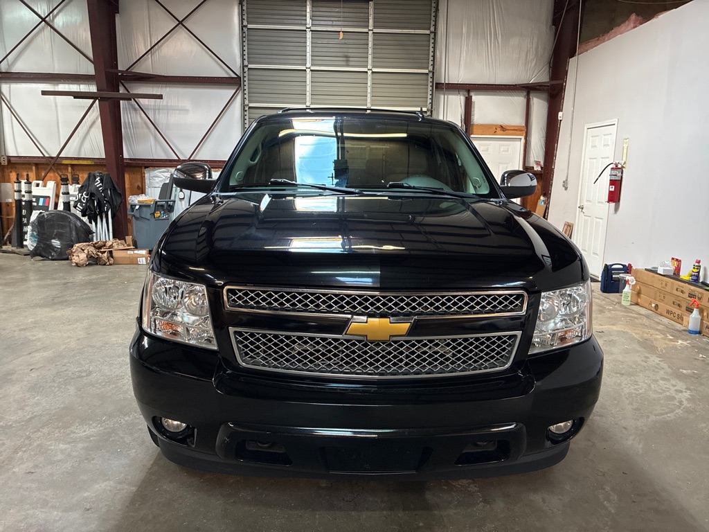Photo 10 of this CHEVROLET TAHOE