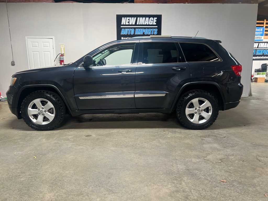 Photo 8 of this JEEP GRAND CHEROKEE