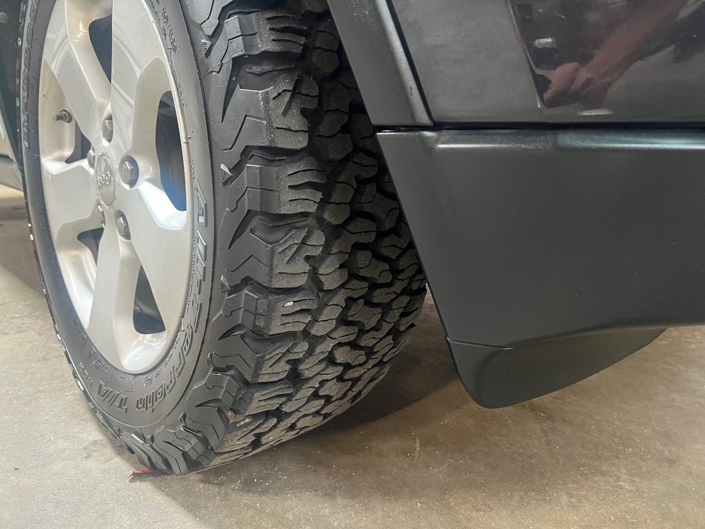 Photo 16 of this JEEP GRAND CHEROKEE