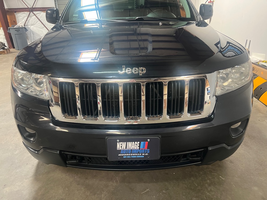 Photo 13 of this JEEP GRAND CHEROKEE