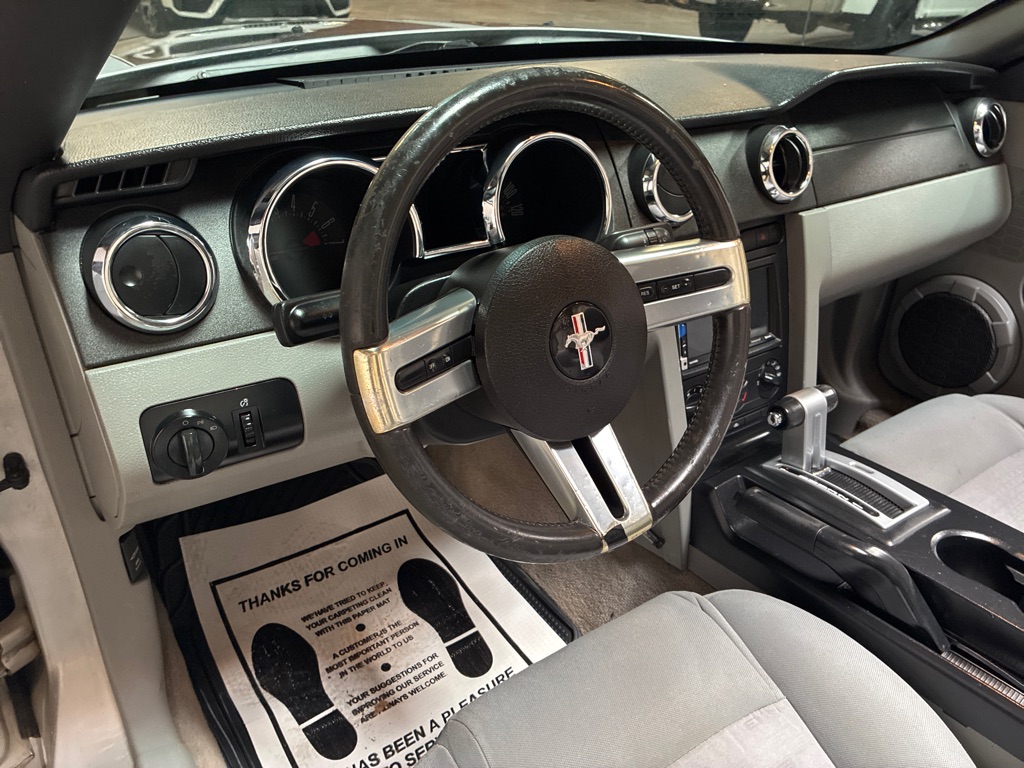 Photo 25 of this FORD MUSTANG