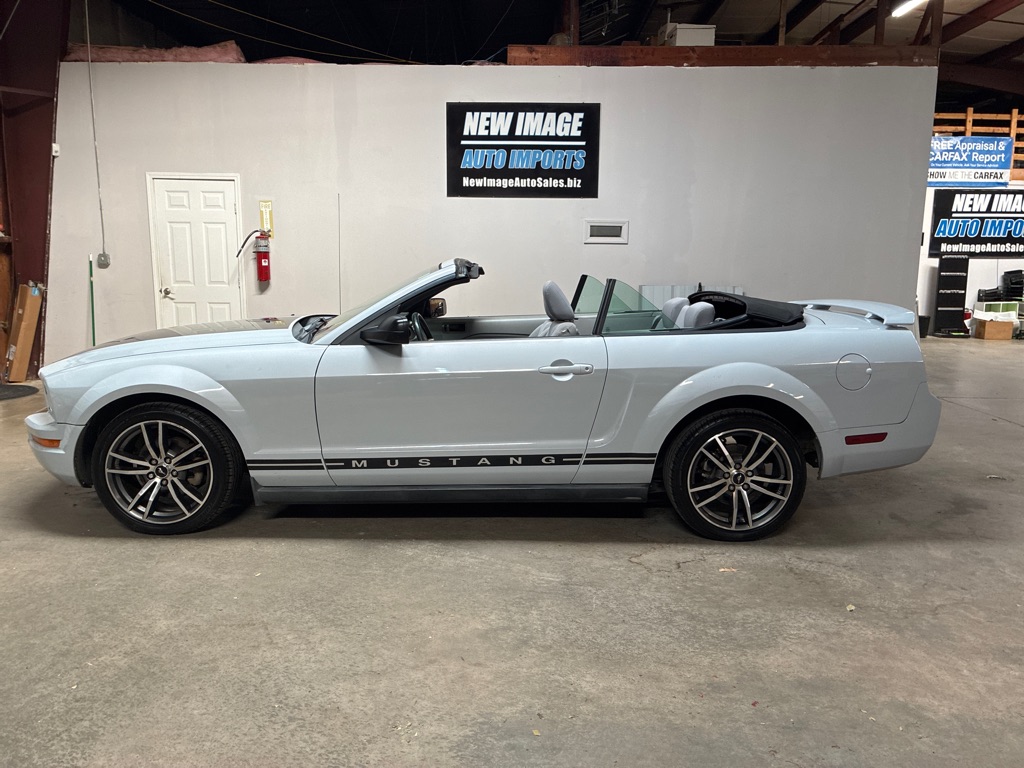 Photo 8 of this FORD MUSTANG