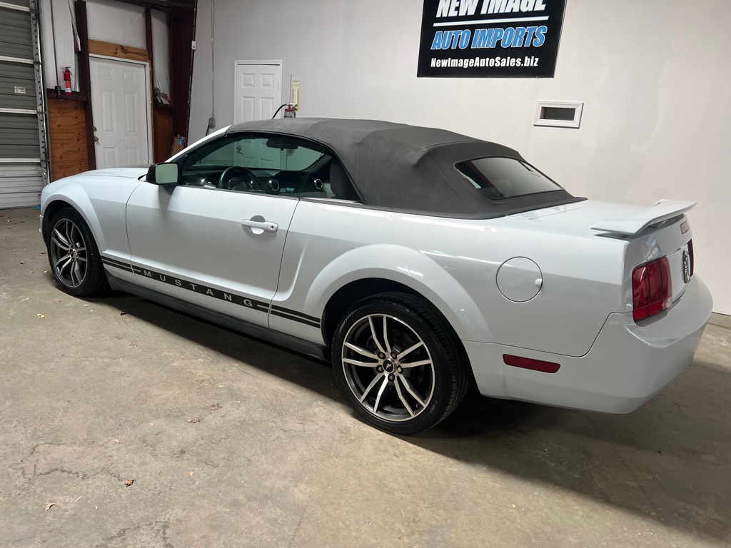 Photo 11 of this FORD MUSTANG