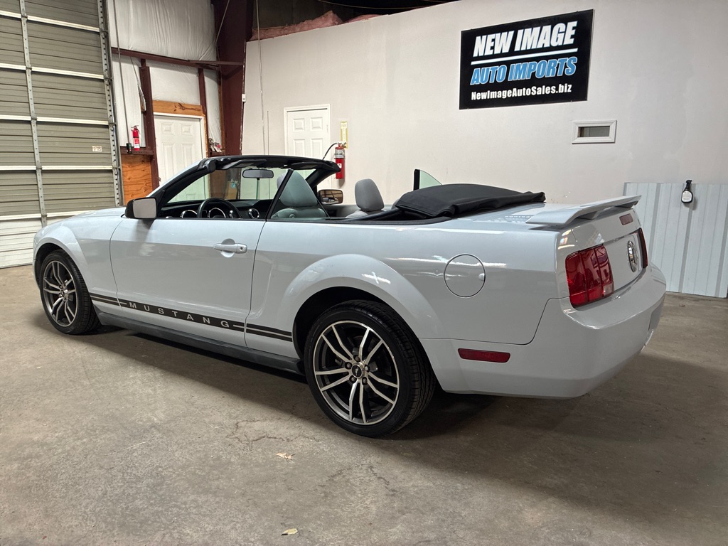 Photo 12 of this FORD MUSTANG