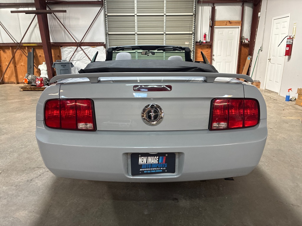 Photo 13 of this FORD MUSTANG