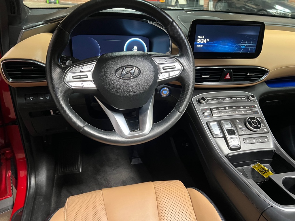 Photo 29 of this HYUNDAI SANTA FE